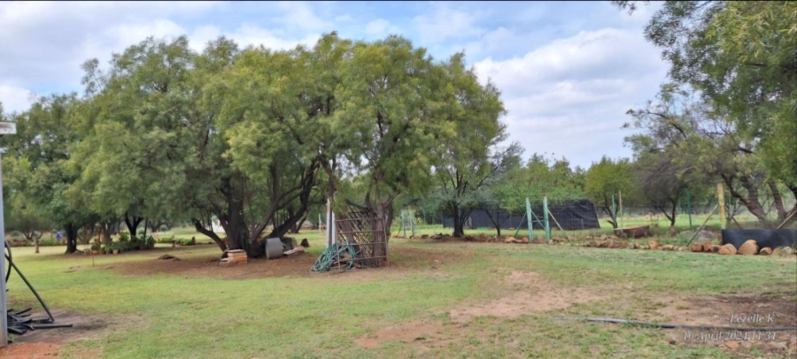 Commercial Property for Sale in Swartruggens North West